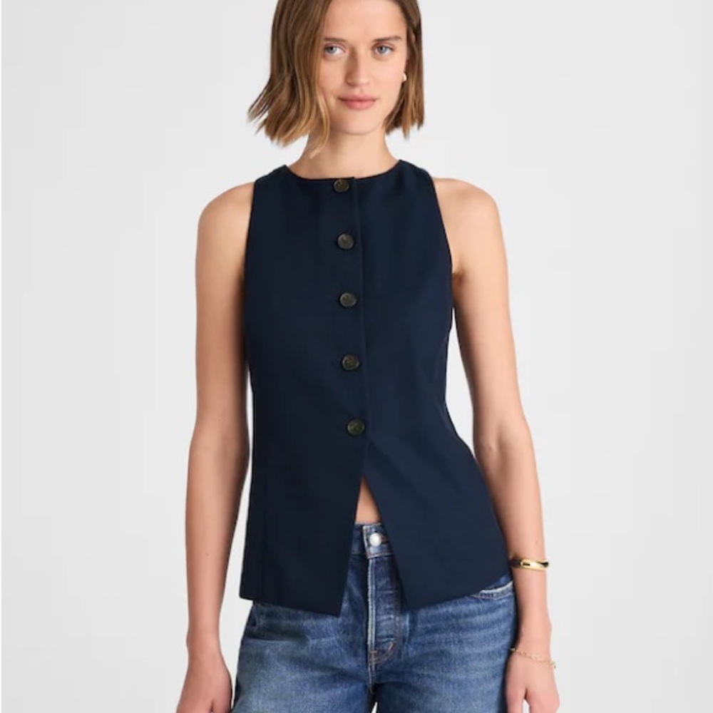 Madewell Dark Blue Sleeveless Button-Down Shirt